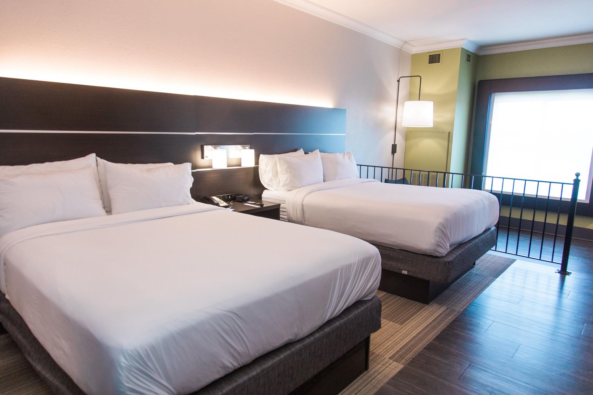 Holiday Inn Express Hotel & Suites Columbia-Fort Jackson By Ihg Ngoại thất bức ảnh